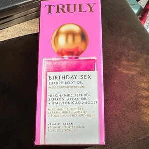 TRULY Pink and Gold Body Oil